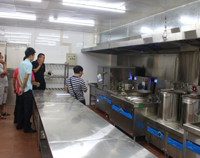 四川廚具廠(chǎng)為你介紹幼兒園廚房用品
